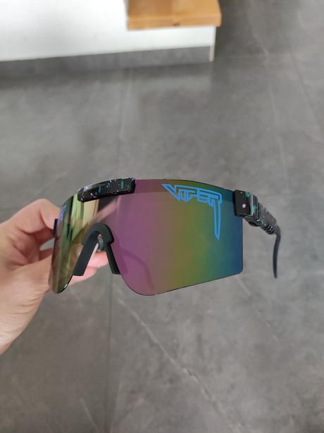 Slnečné polarizačné okuliare pit viper,