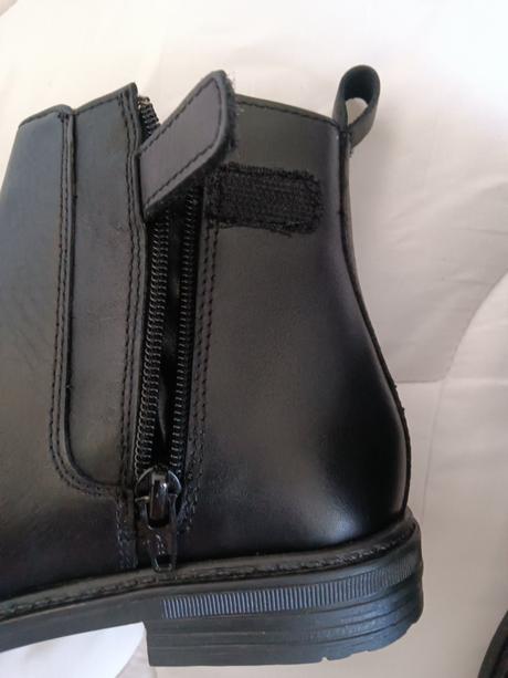 Nové prechodné členkové celokožené chelsea  baťa, baťa,33