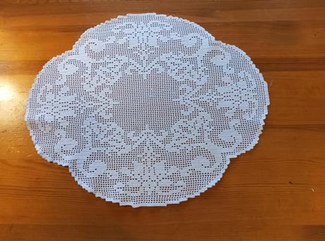 Háčkovaná dečka/obrus, 