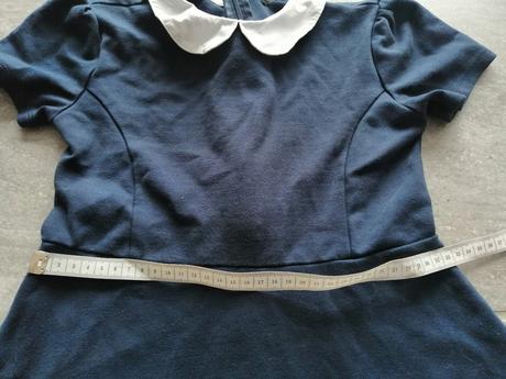 Tmavomodré šaty s bielym golierom reserved v134,8r, reserved,134