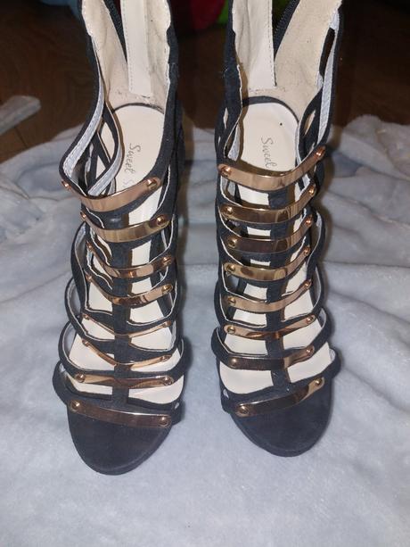 Vysoké platformy, 37