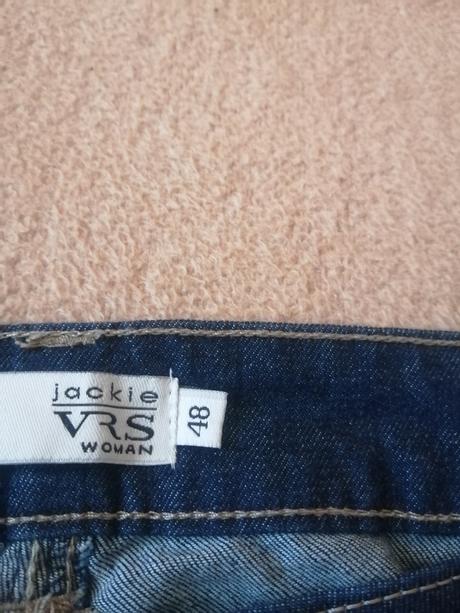 Dámské kratasy, 48