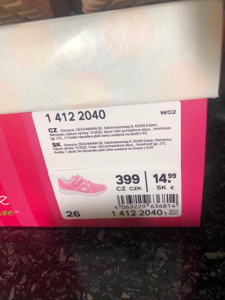 Botasky, deichmann,26