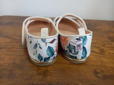 Dievčenské balerínky, h&m,30