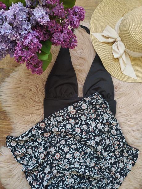 Čierna kvietkovaná nastaviteľná sukňa, tally weijl,m