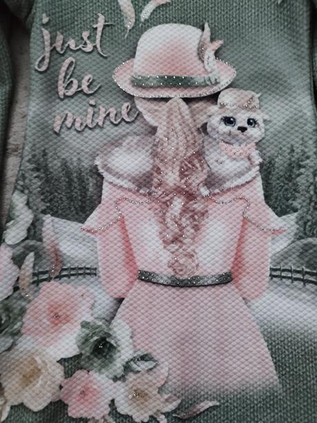 Šaty s batôžkom, 122