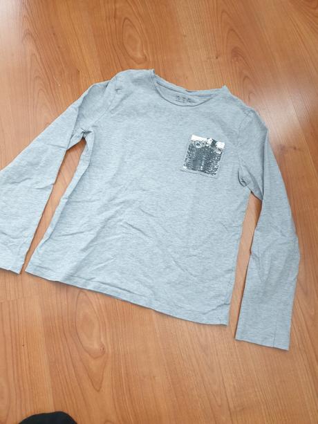 Krasne tricko s flitrikami 152, f&f,152