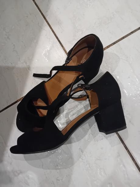 Saňdalky, deichmann,37