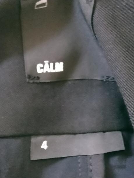 2 v 1 dámska čierna sukňa a elastické šortky, calm, xs