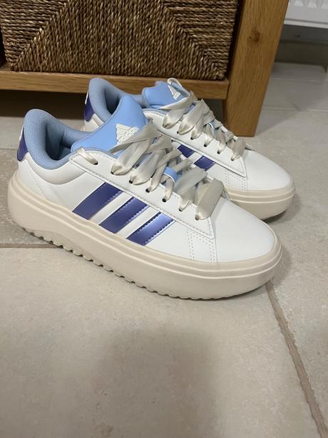 Adidas, adidas,39