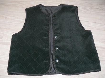 Čierna vesta 140/152, 146