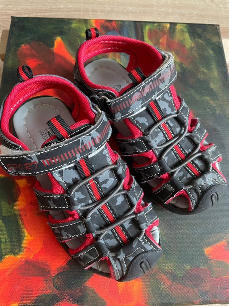 Chlapčenské sandále, 26