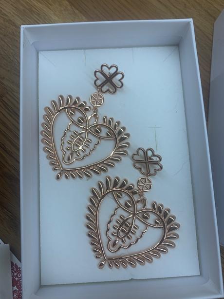 Petra toth mileva veľké srdcia, petra toth