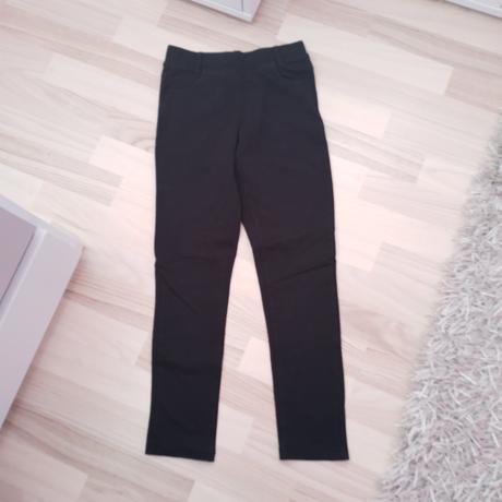 Nohavice legínové, 146