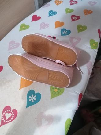 Tenisky už aj s poštou, 31