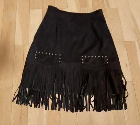 Sukňa so strapcami veľkosť 140-146, 140