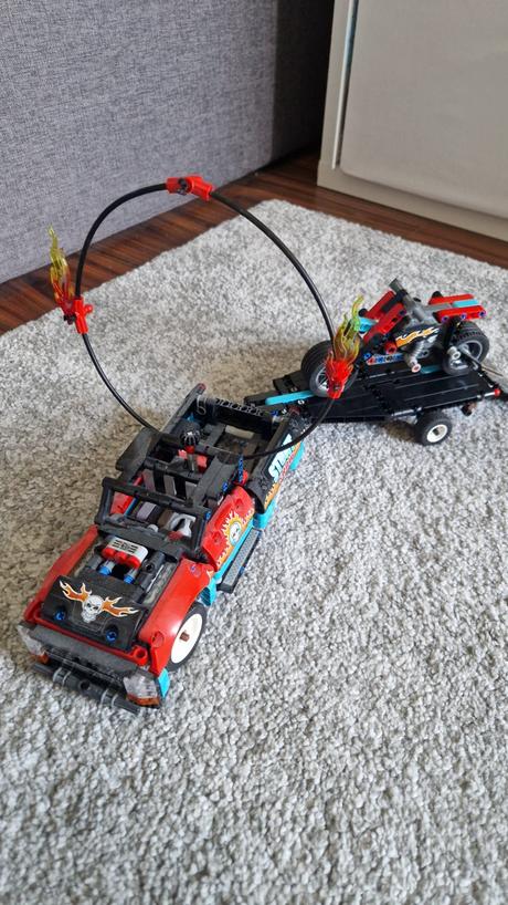 Lego technic truck and bike show,