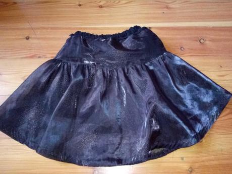 164 čierna nariasena suknička - 5eur, h&m,164