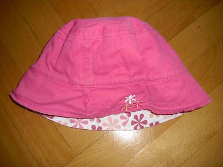 Klobúčik na leto, lewro,104