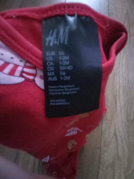 H&m vianočný set, 56