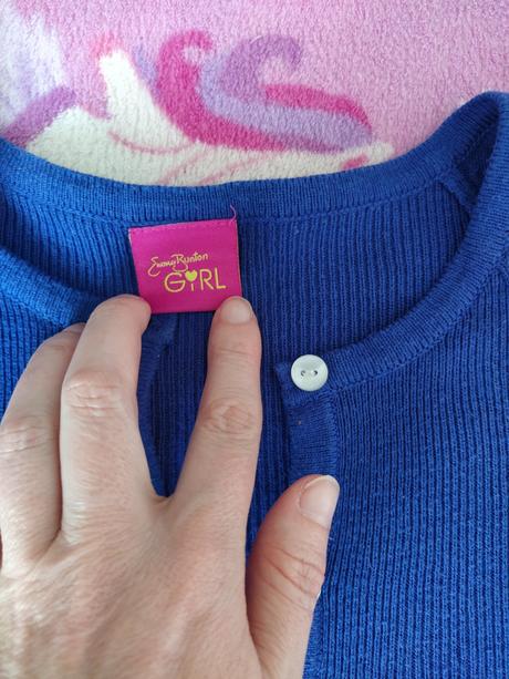 Tenký svetrík, 122