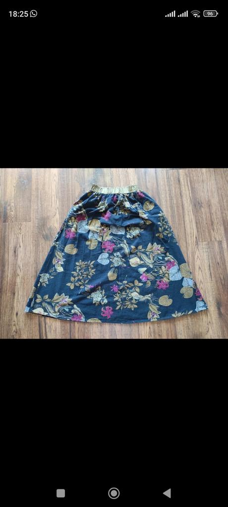 Ľanová sukňa s vreckami, xs