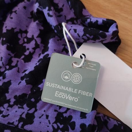 Fialovo-cierny rolak xl ecovero pc 29.99eur, xl