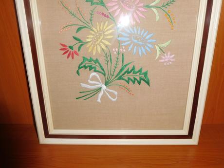 Vyšívaný obraz kvety, 