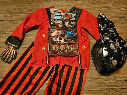 Kostým 104 na karneval pirát,