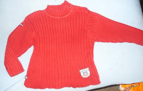 Červený svetrík, 80