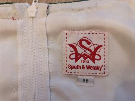 Bavorský kroj velk.38, 