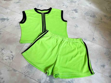 Triko + kraťasy na cvičenie, xs