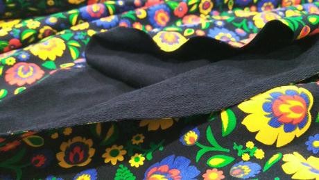 Teplákovina -folk čierna - cena za 10 centimetrov, 