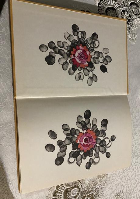 Knižka drevenný trón bulharské rozprávky retro,