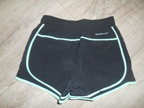 Šortky 134/140, reserved,134