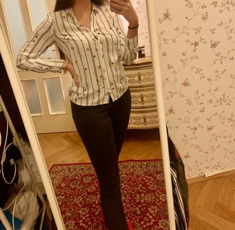 Pruhovana kvietkovana biela bluzka značka reserved, reserved,s