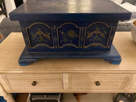 Krásná stará truhlica, 