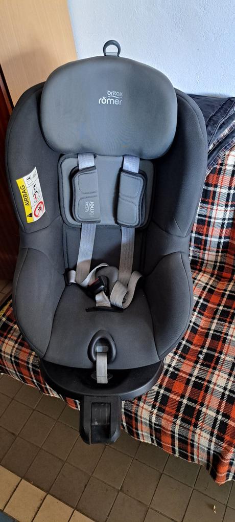 Autosedačka, britax