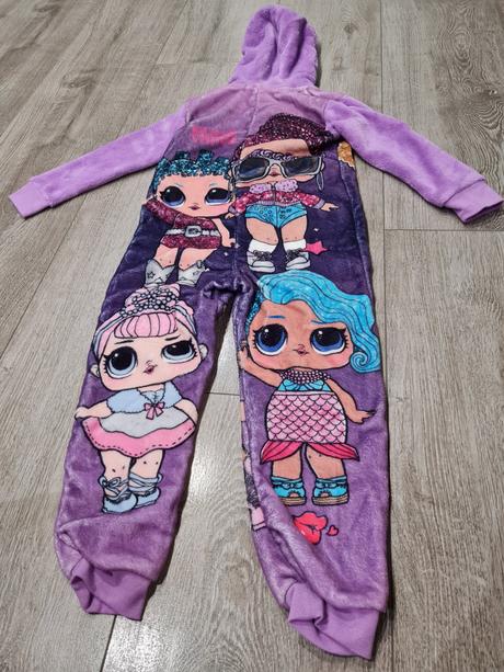 Overal teply lol, f&f,116