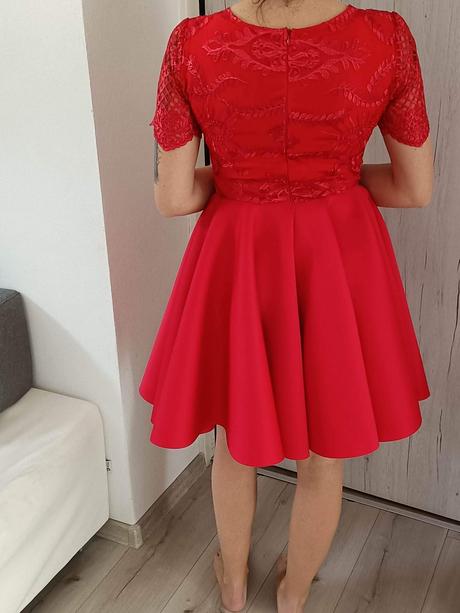 Spoločenské šaty, m