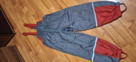 Nohavice do dažďa, okay,110