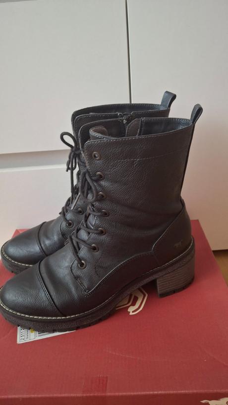 Šnurovacie topánky,čižmy, mustang,38