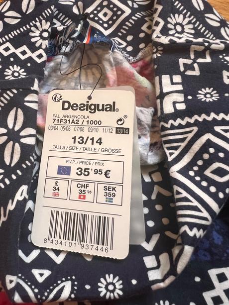 Sukna, desigual,158