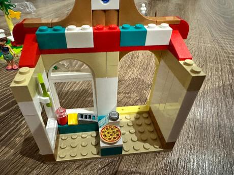 Lego friends pizzeria, 