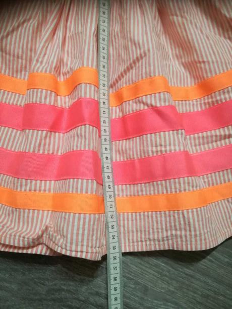 Peknucke šatocky, 98