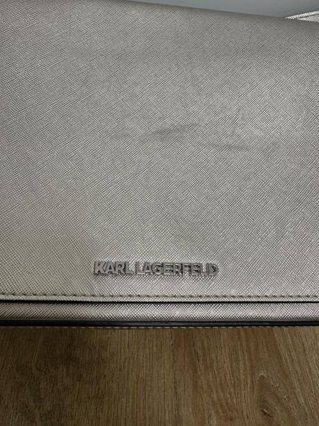 Zlatá kabelka karl lagerfeld, karl lagerfeld