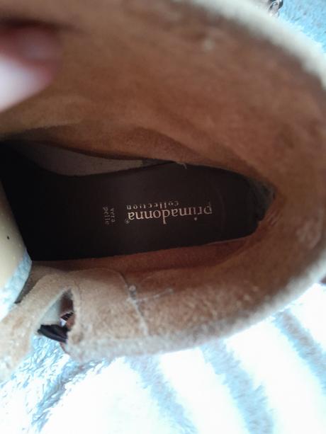 Nizke vybijane čižmičky primadonna - brusená koža, 38