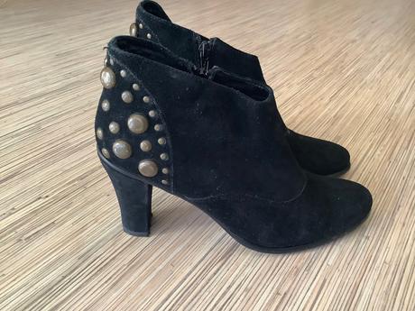 Semišové kožené kotniky, 38