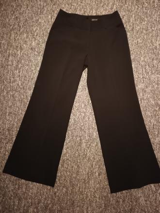 Wide leg nohavice s pukmi, 36