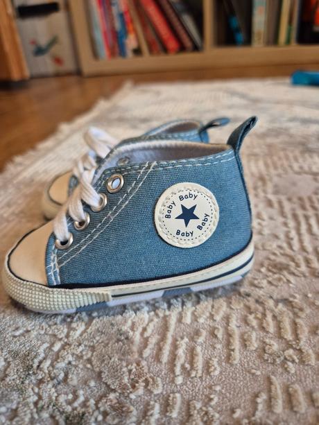 Prve topanocku do kocika, 18